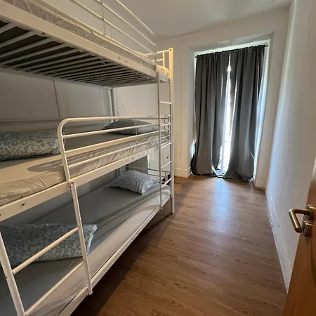 Bagetti Hostel Only For Girls Lisbon Exterior photo